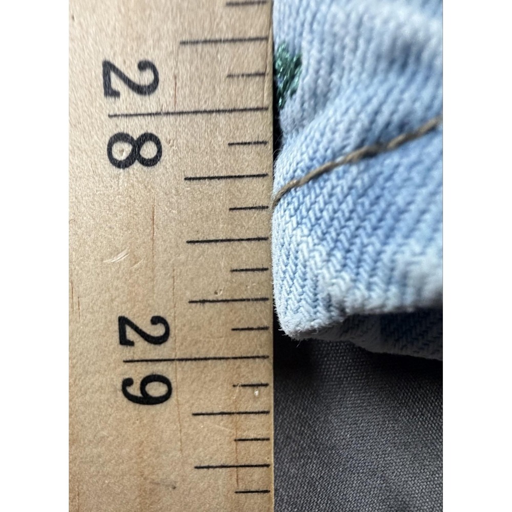 BDG Jeans Womens 26 Light Wash Blue High Rise Loose Baggy Floral Embroidered - Picture 14 of 14